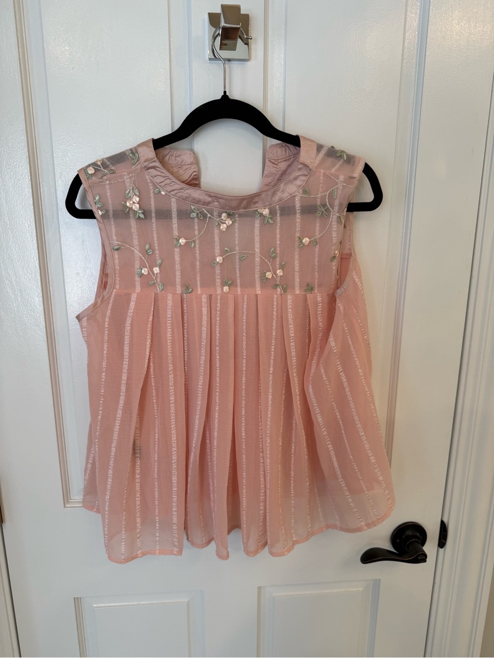 POL Pink Embroidered Sleeveless V-Neck Women's Top - Picture 5 of 6